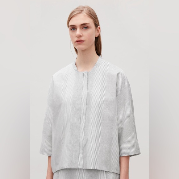 COS
Boxy Striped Jacket - Picture 5 of 16